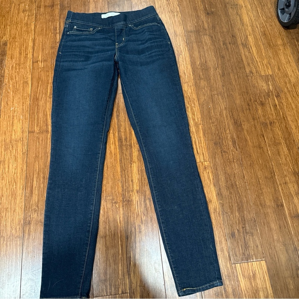Signature Levi Strauss Jeans GOLD Pull-On Sz 28 L32 -Size 6 Totally Shaping  EUC